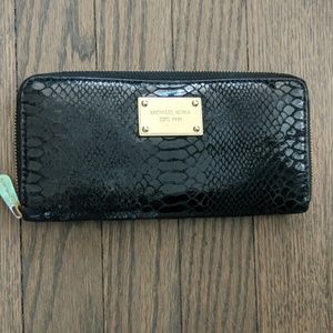 Michael Kors Black Snake Skin & Gold Zipper Wallet